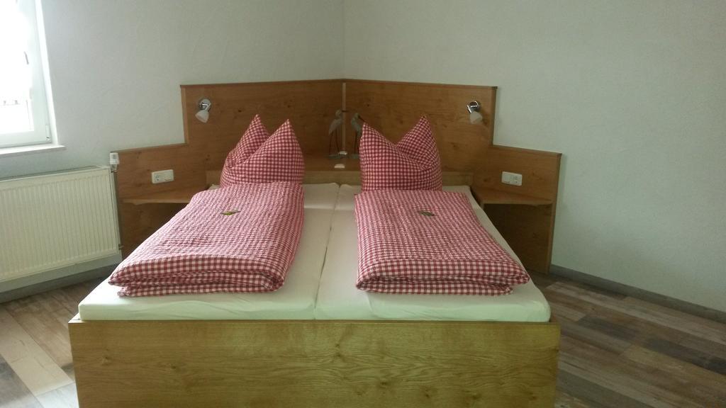 Gaestehaus Engelhard Pension Karbach  Εξωτερικό φωτογραφία