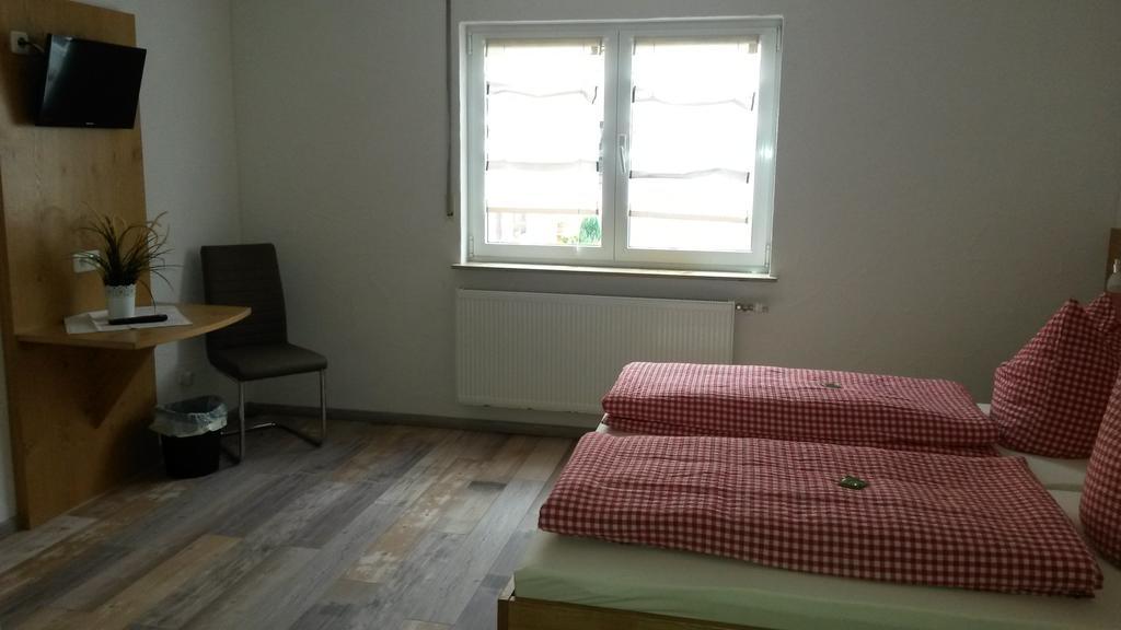 Gaestehaus Engelhard Pension Karbach  Εξωτερικό φωτογραφία