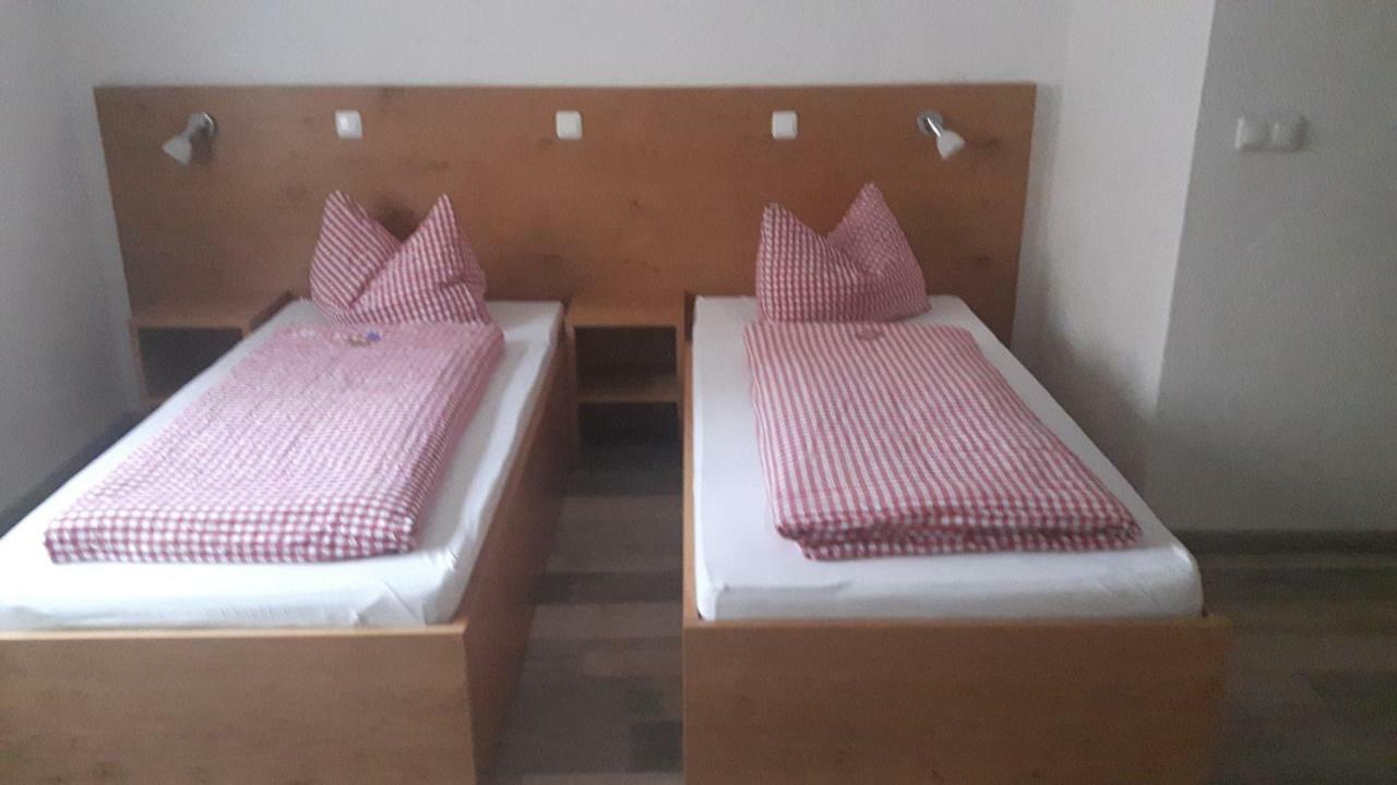 Gaestehaus Engelhard Pension Karbach  Εξωτερικό φωτογραφία